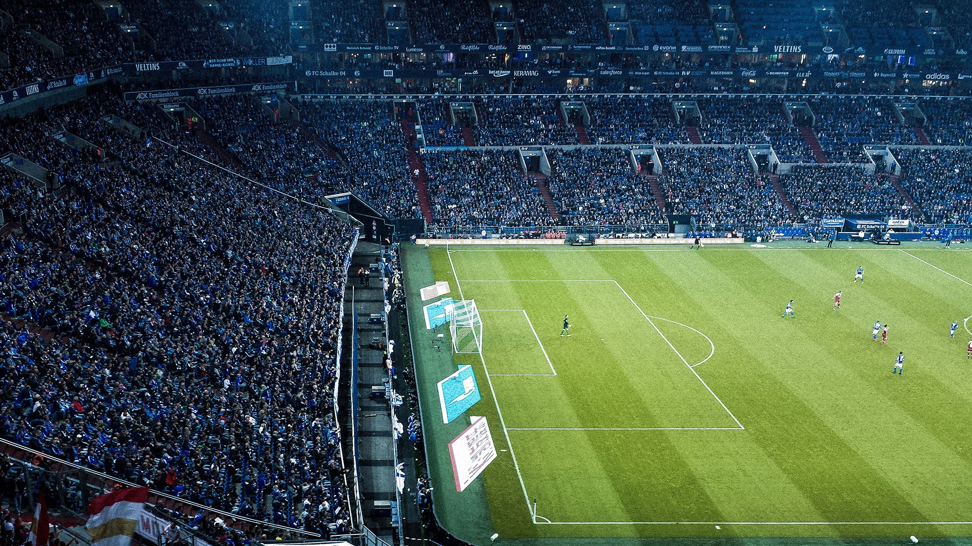 在防守反击战术中，德甲多队表现亮眼，防守反击最好的球队