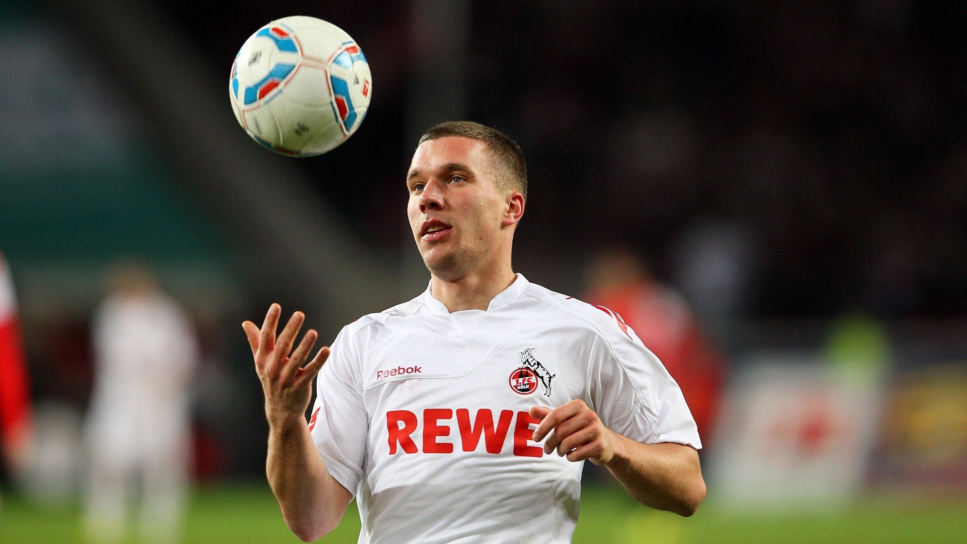 开云体育俱乐部官网-研究报告指出中国足球市场潜力巨大，中国足球市场化现状